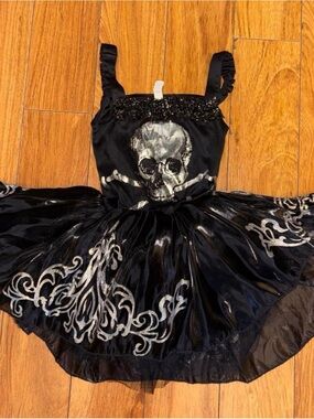 Grunge Black & silver skull design dress with tutu